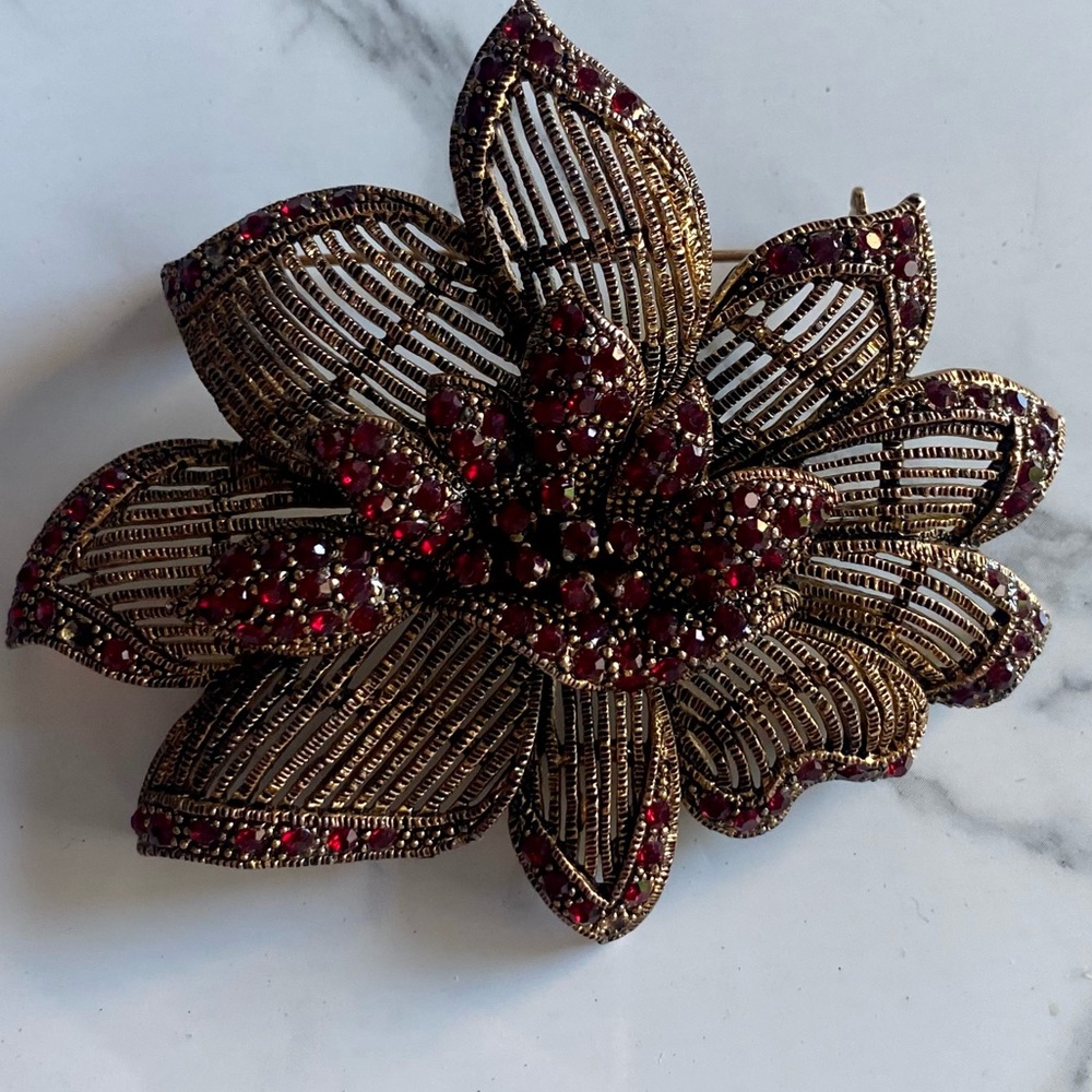 Vintage Flower Brooch Pin